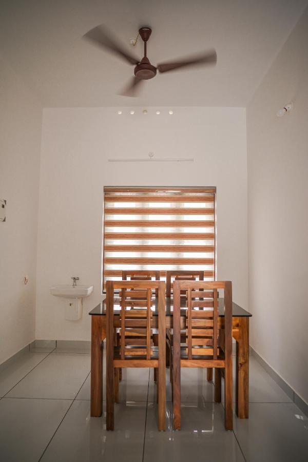 Shimano Square Guest House Varkala Luaran gambar