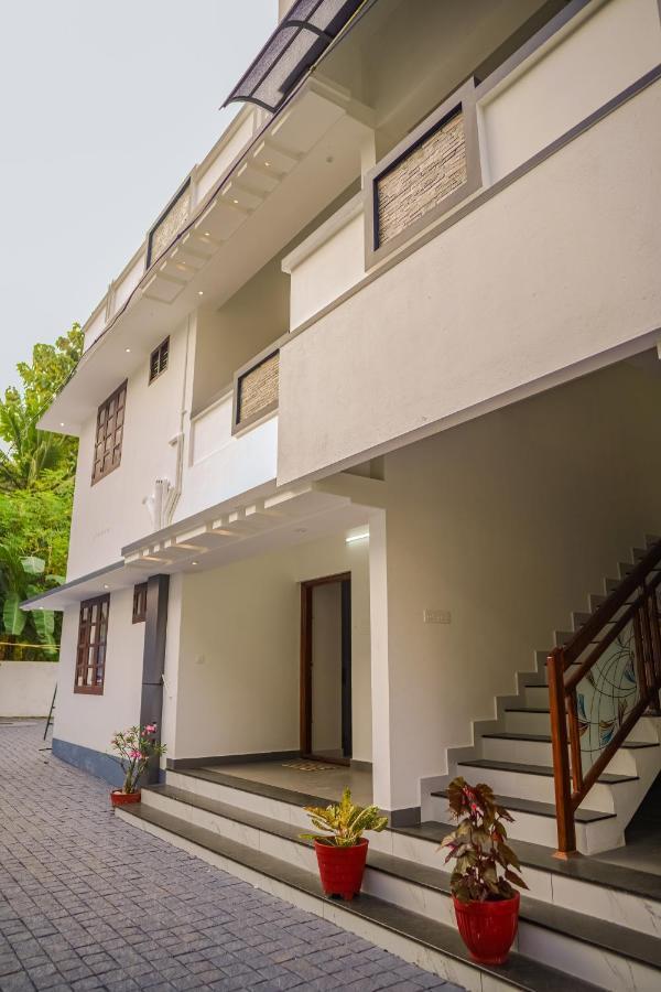 Shimano Square Guest House Varkala Luaran gambar